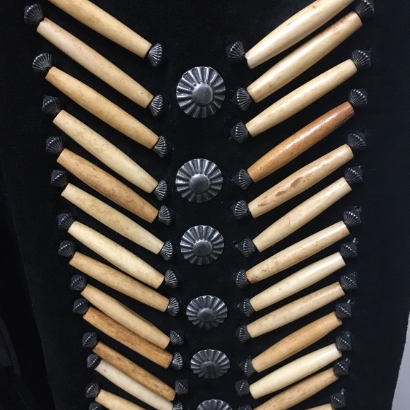 Overland rare suede coat with bone beading. - Picture 7 of 10